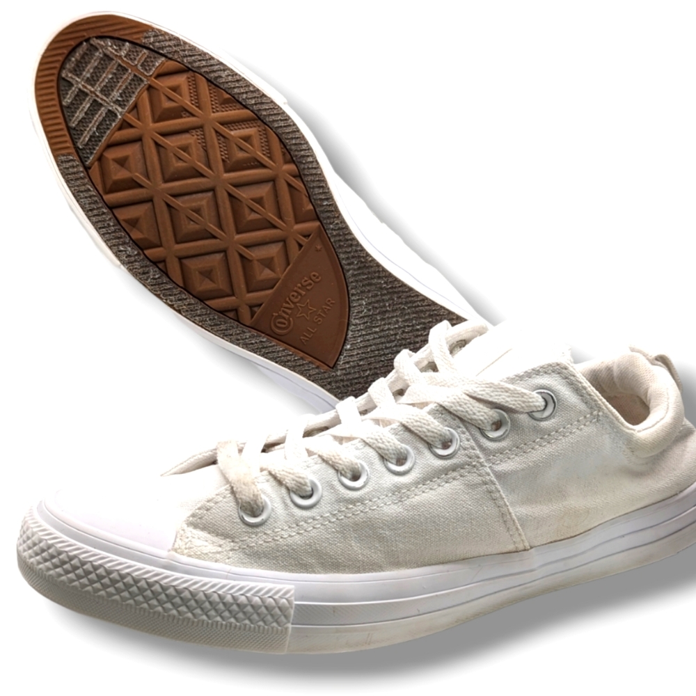 Size 11 - Converse Chuck Taylor All Star Madison Low Triple White
